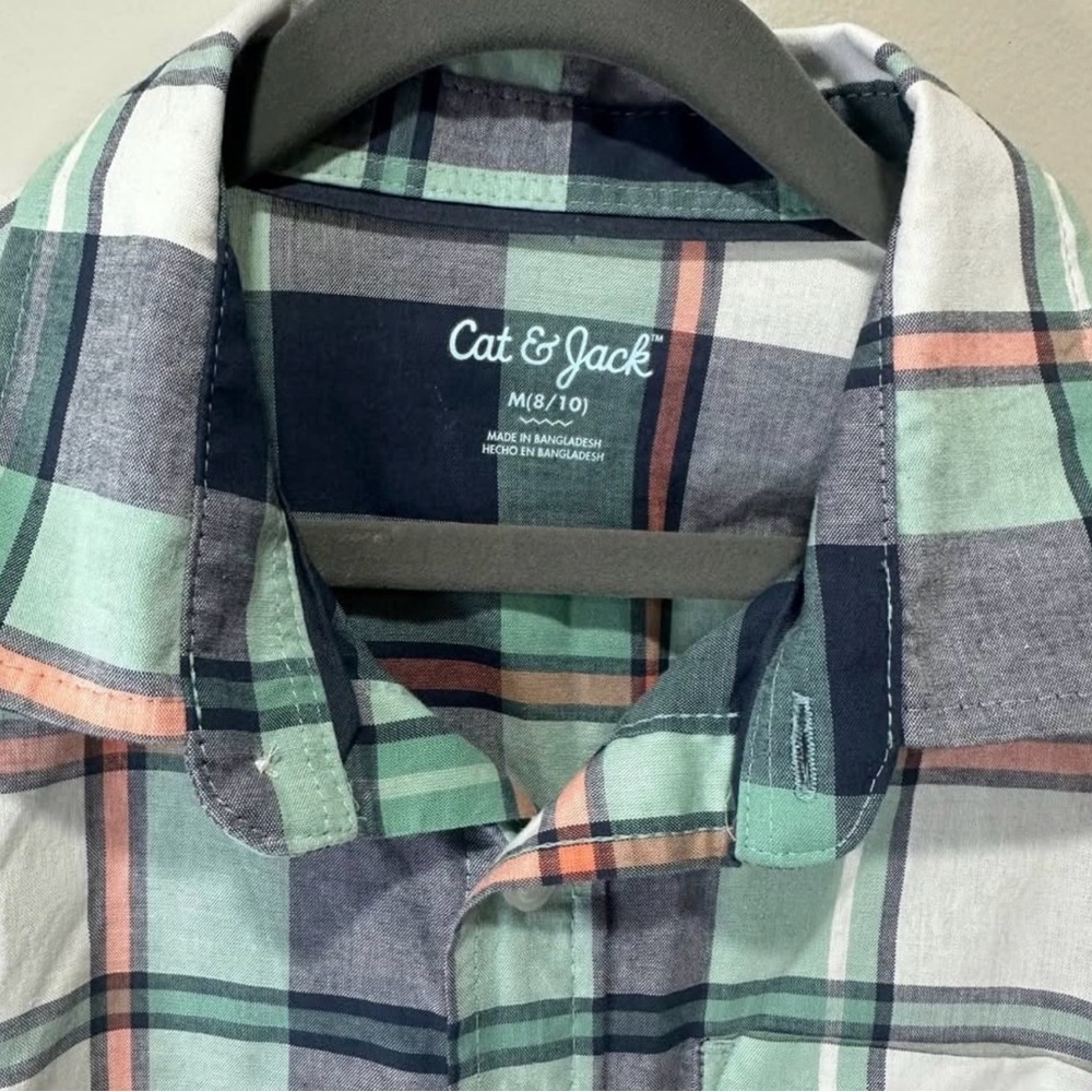Cat & Jack Boys' Green Plaid Long Sleeve Button-Down Shirt, 100% cotton, Sz M - Picture 3 of 4